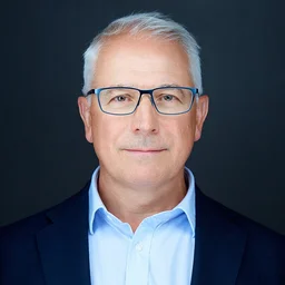 Kelemen Ibolya ötvösmester, MODELLO Intézet